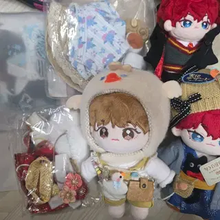 인형 + 인형옷 일괄 판매