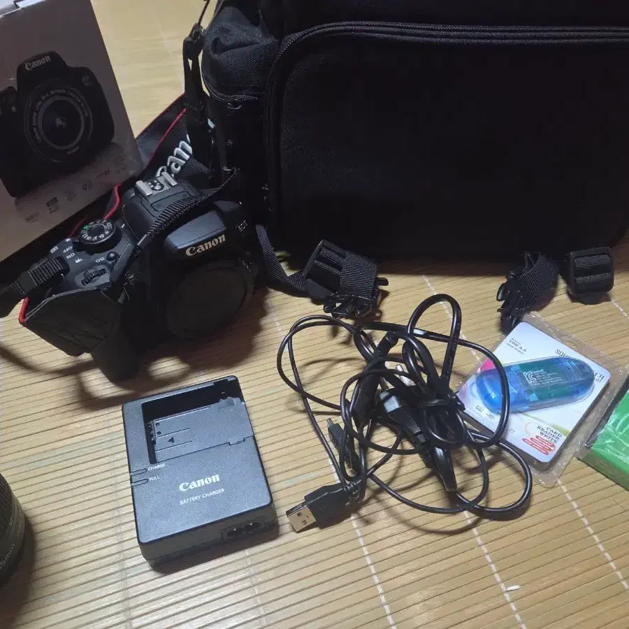 캐논 EOS 700D EF-S 18-55 IS STM 키트 카메라 가방 포함