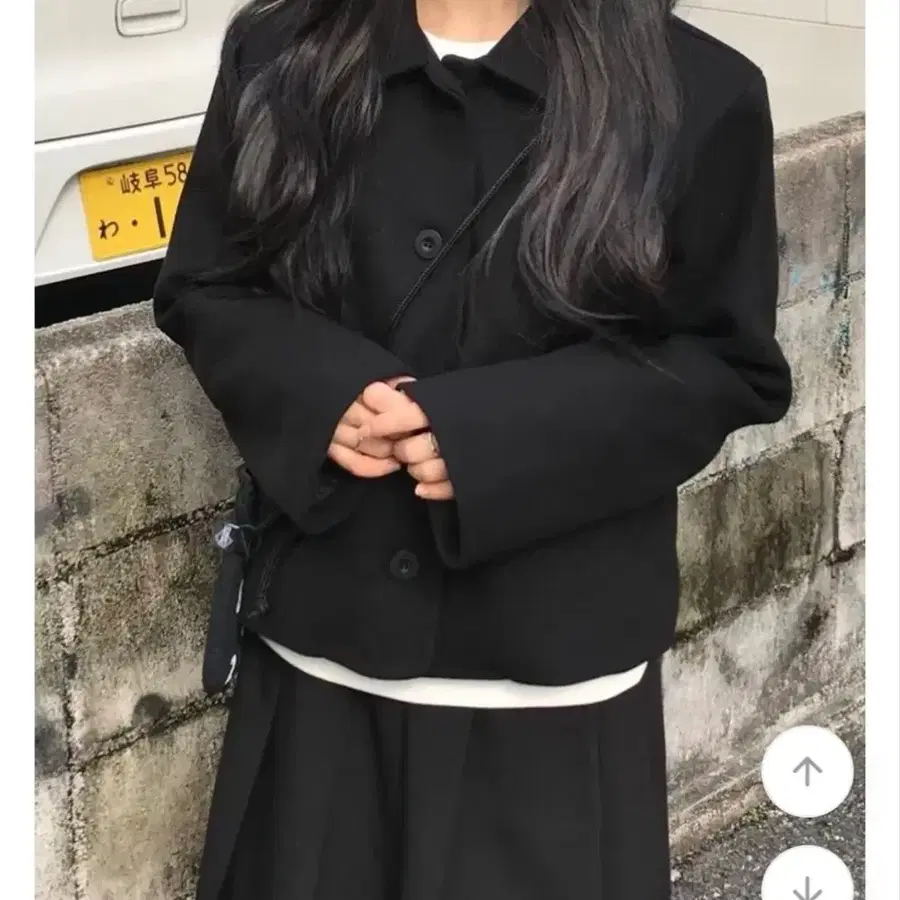 에이블리 오엔엔 숏코트 쿠키자켓