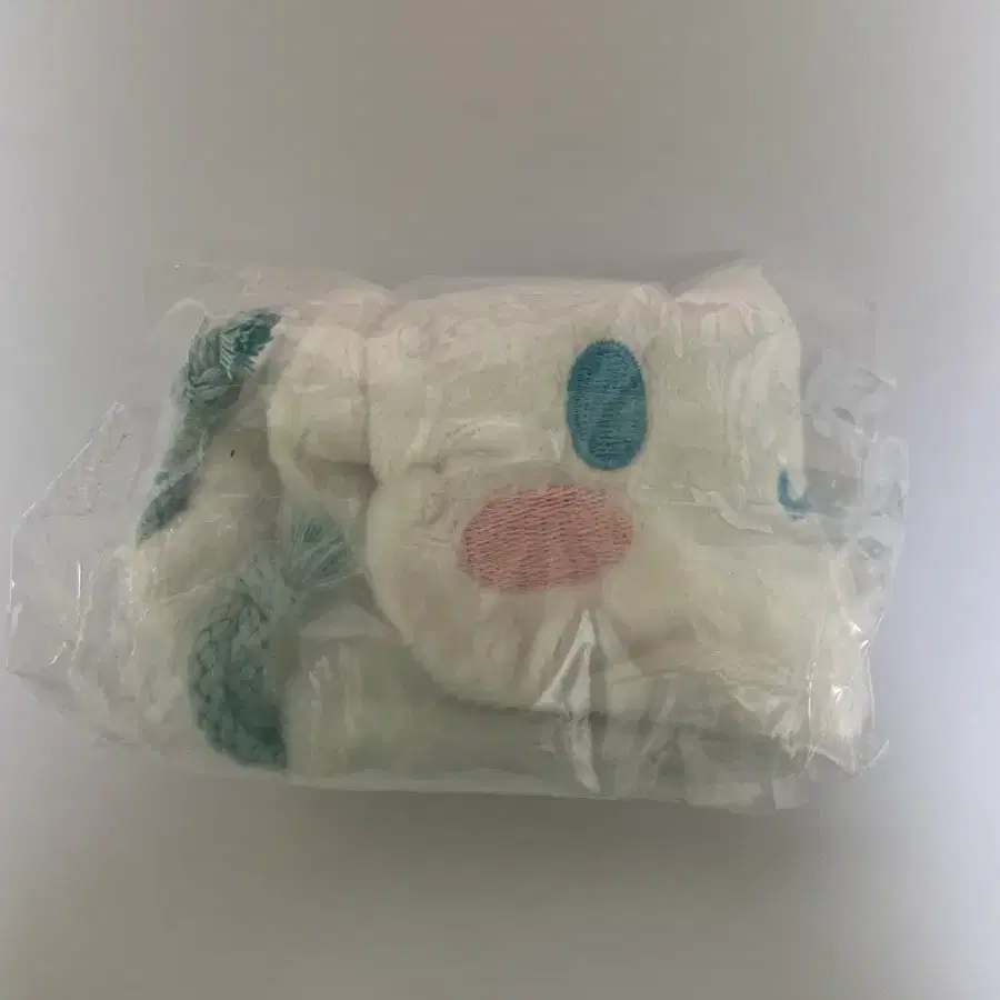 산리오 시나모롤 후와후와 가챠 파우치