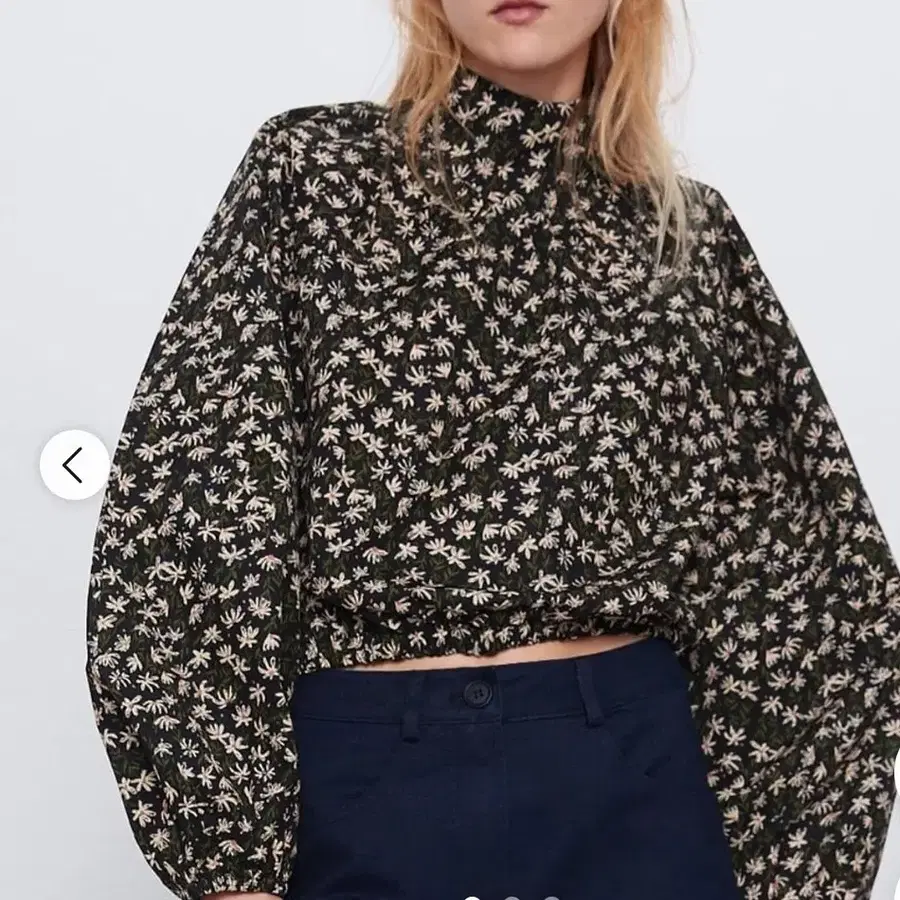 ZARA 플로럴 퍼프 소매 크롭 블라우스 S