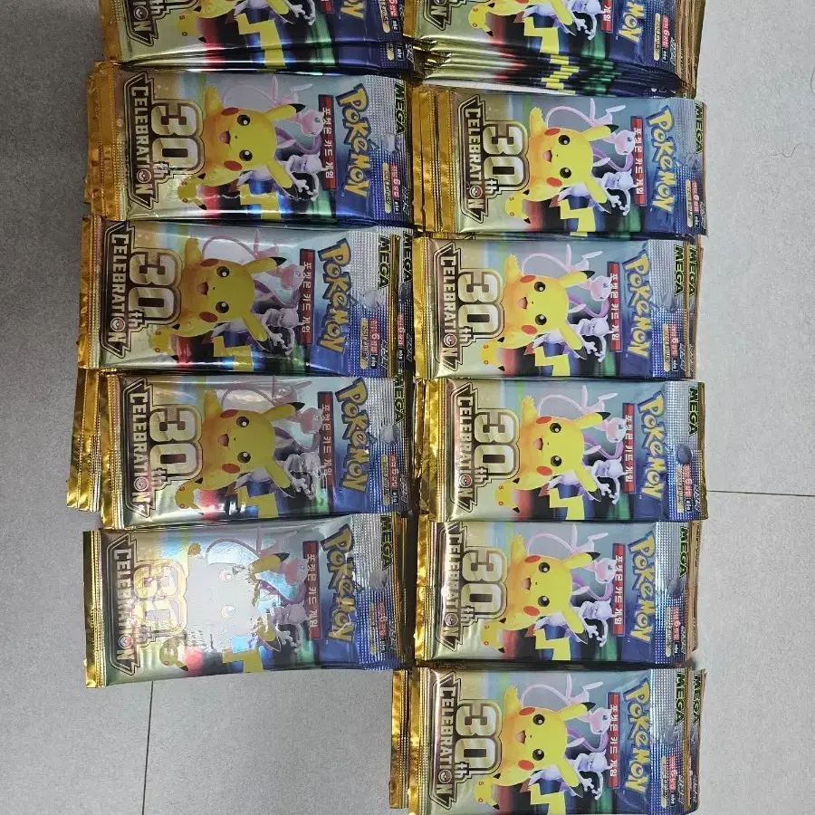 포켓몬 30주년 기념 카드 게임 팩(자판기팩)