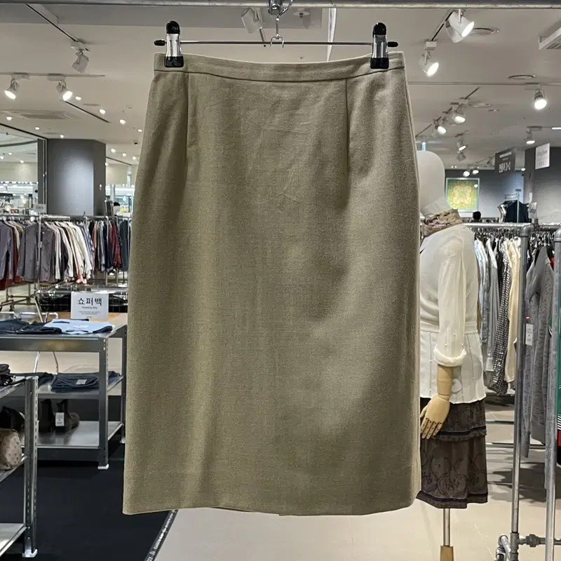 BURBERRY LONDON 캐시미어 울 스커트 여성 24