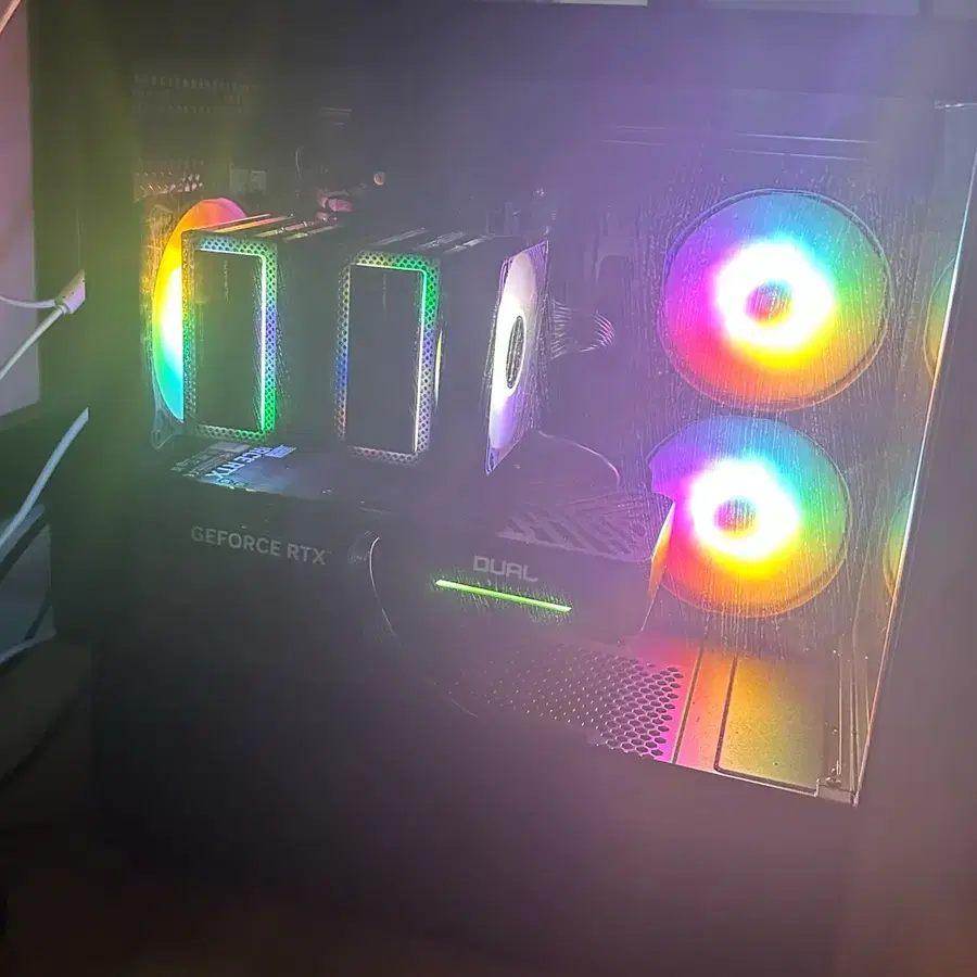 3달 사용 14600KF 5060Ti 32GB 게이밍 컴퓨터 본체 PC