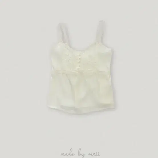 새상품) oinii chai bustier blouse 오이니 차이 뷔스티에 블라우스 크림