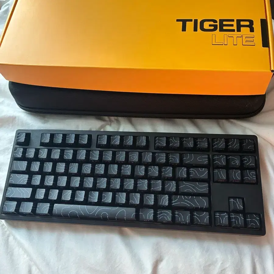 타이거라이트 F12
