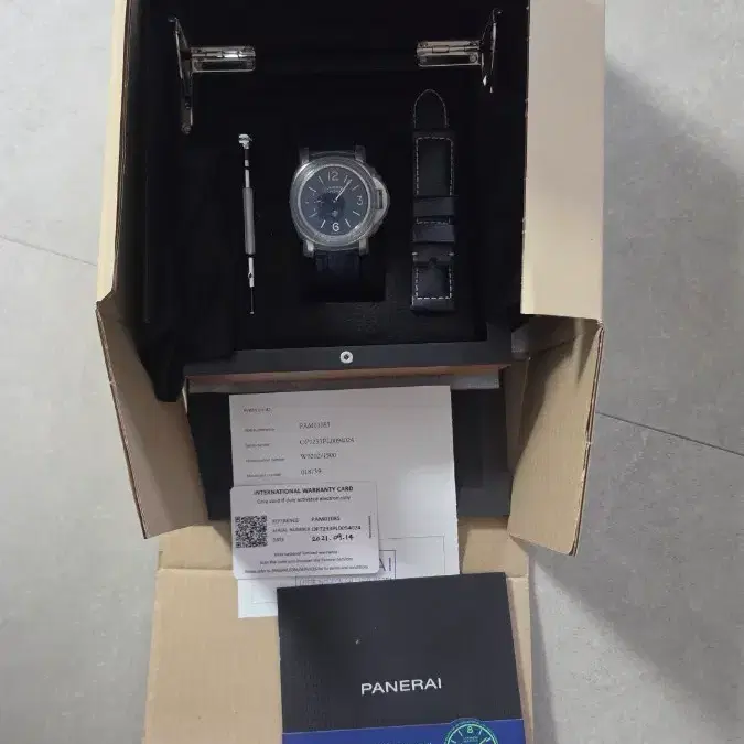 파네라이 1085 루미노르44mm