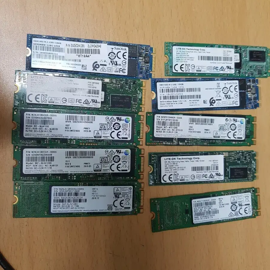 SSD M.2 128 Gb 일괄10개 판매합니다