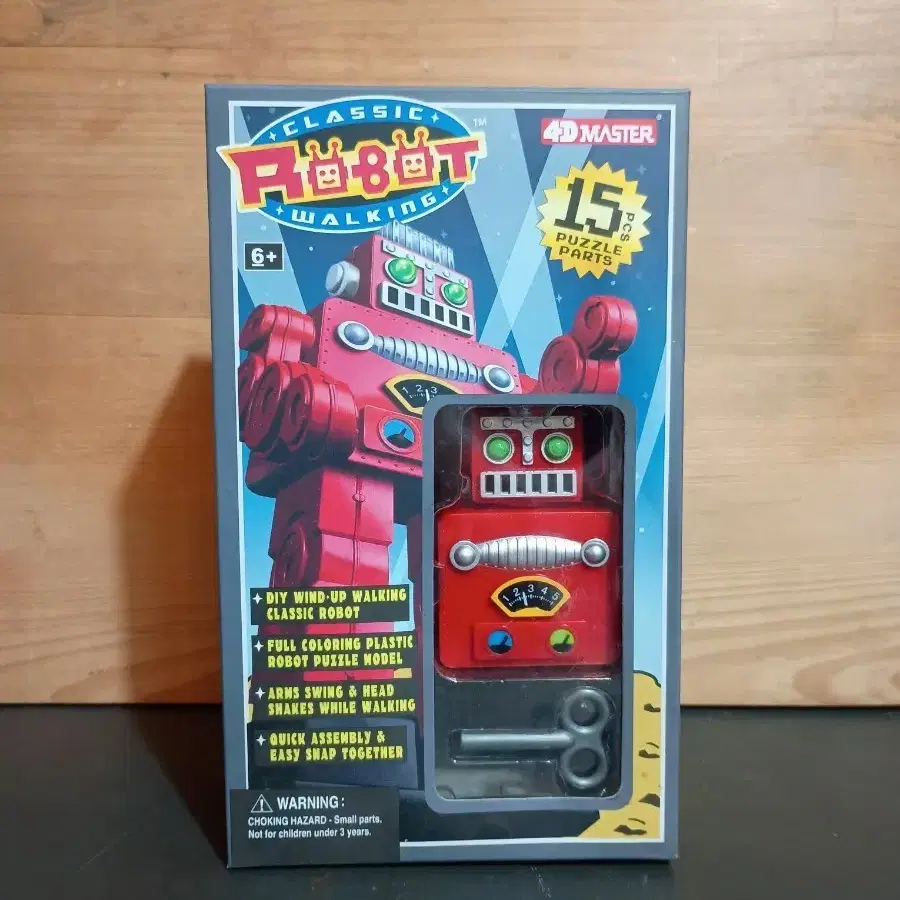 4D 마스터 클래식 워킹 로봇(4D Master Classic Walking Robot), 일명 '바보로봇' 또는 '틴토이(Tin Toy)레드