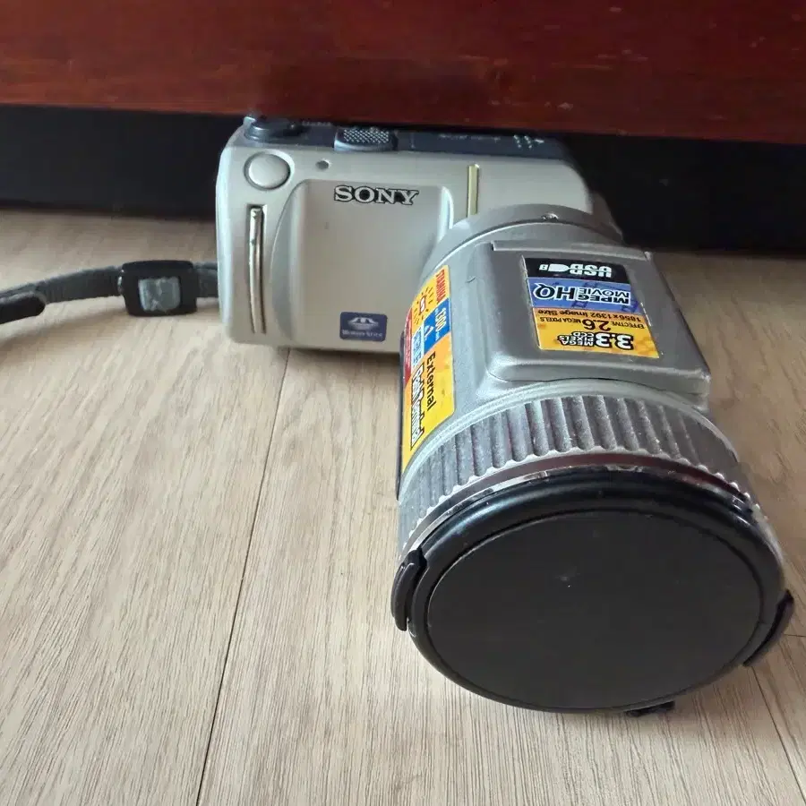 소니 사이버샷 DSC-F505V 디지털 카메라