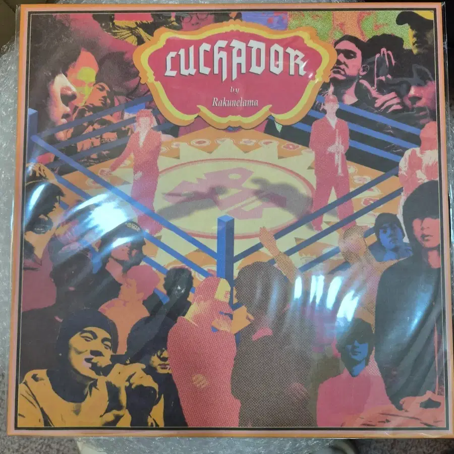 라쿠네라마 LP luchador