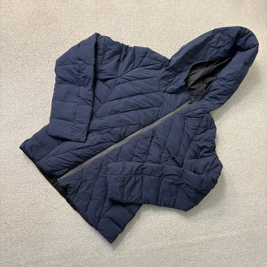 XL COLMAR 여성 후드 경량 패딩 1013K1