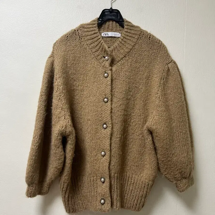ZARA 베이지 니트 가디건 66