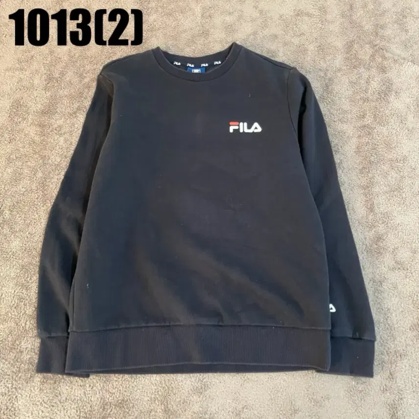 FILA ウィラ ロゴ マンツーマン ブラック