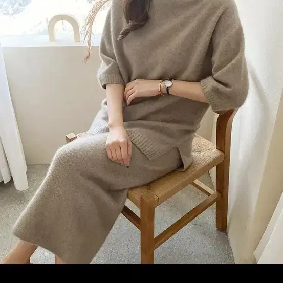 인레이먼트 홀가먼트 니트 39000원