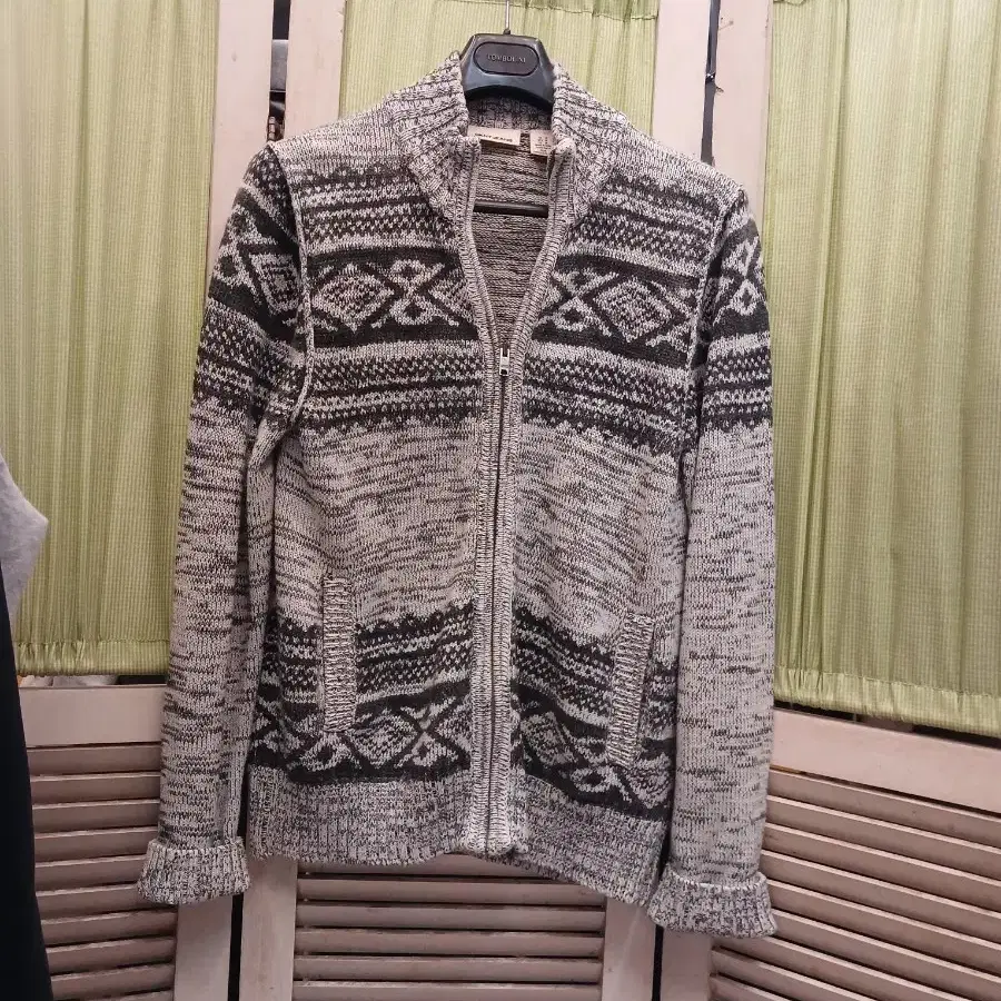 DKNY 니트스웨트