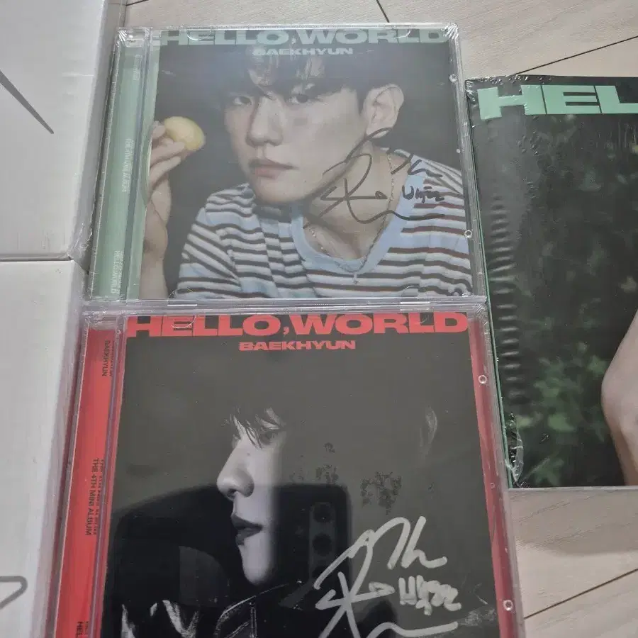 미개봉 친필사인 백현 앨범 4집 HELLO WORLD외 5종 배송비포함