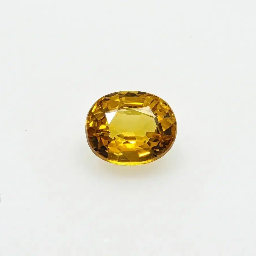 천연 오렌지 옐로우 디퓨전 사파이어 0.95ct 오벌컷 나석 원석(우신감별서 첨부) 유색보석