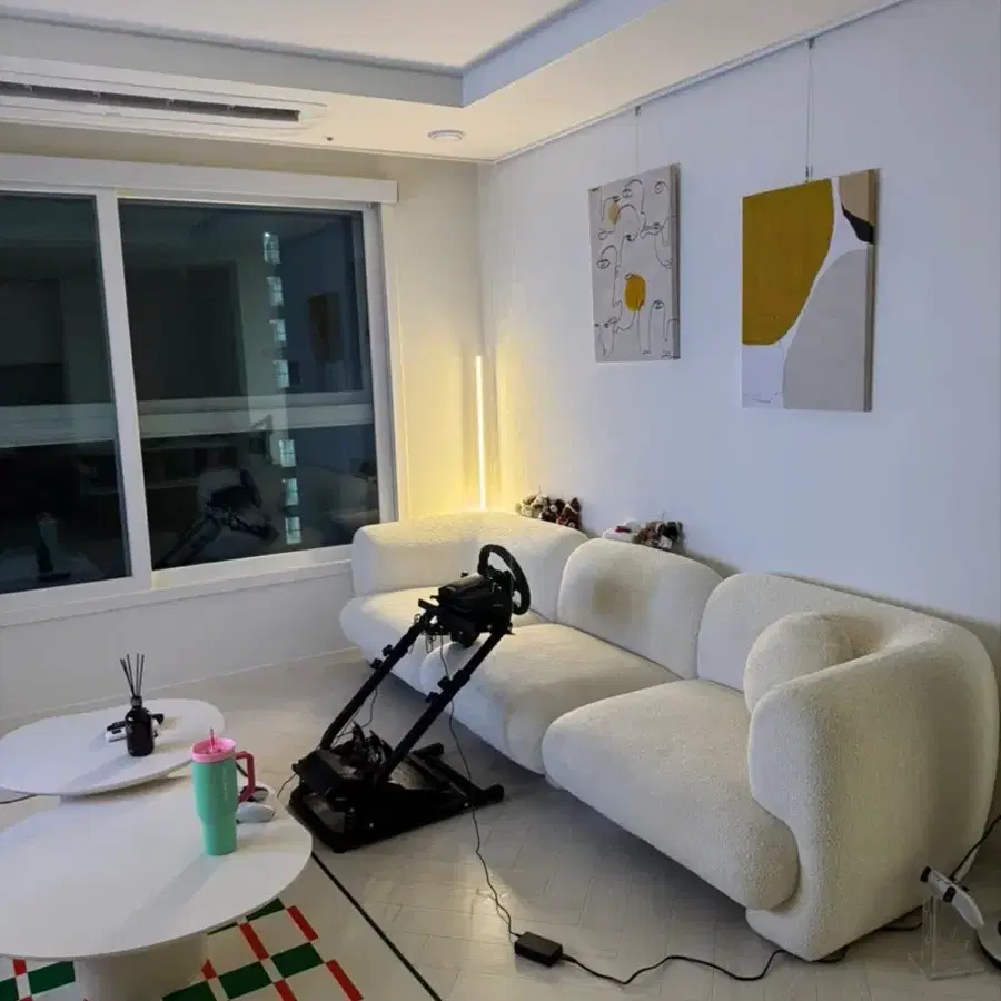 로지텍 G923 휠, 페달, 쉬프터 세트 및 거치대 판매