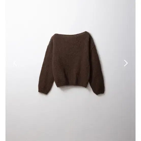 아카이브제이투유 모헤어 원숄더 스웨터