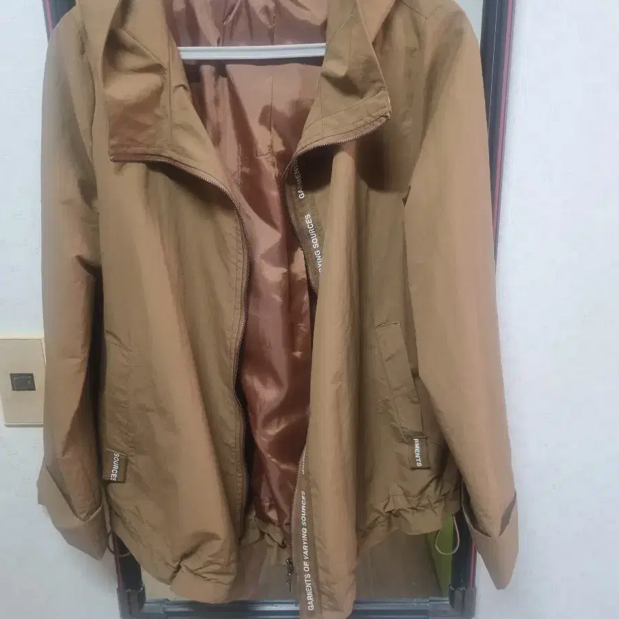 브라운 후드 자켓