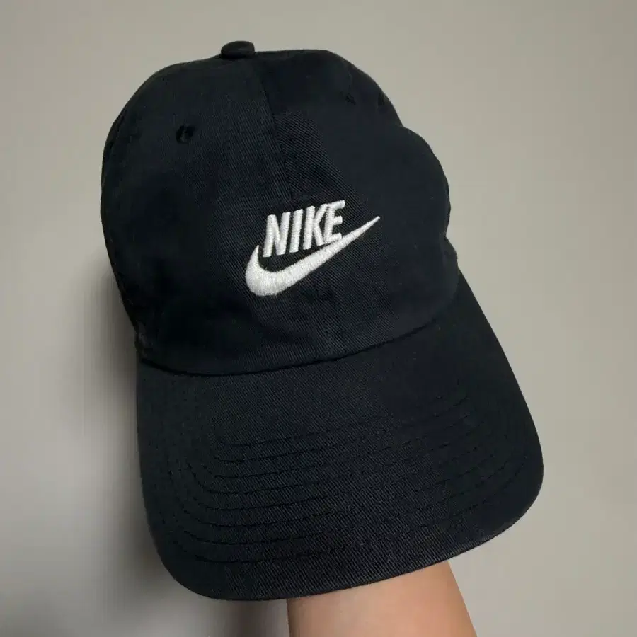 나이키 블랙 볼캡