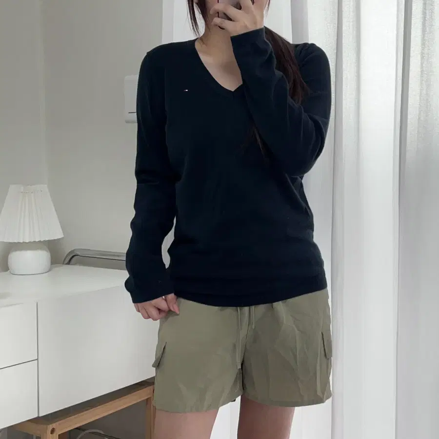 타미 블랙 브이넥 니트 [ M ]
