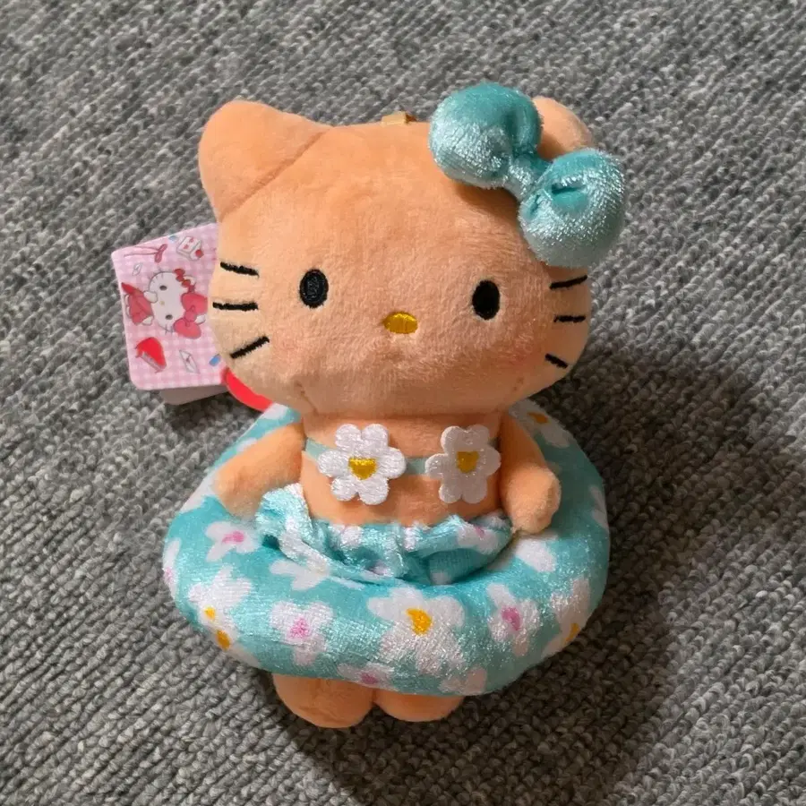 산리오 키티 하와이안 바캉스 인형 키링