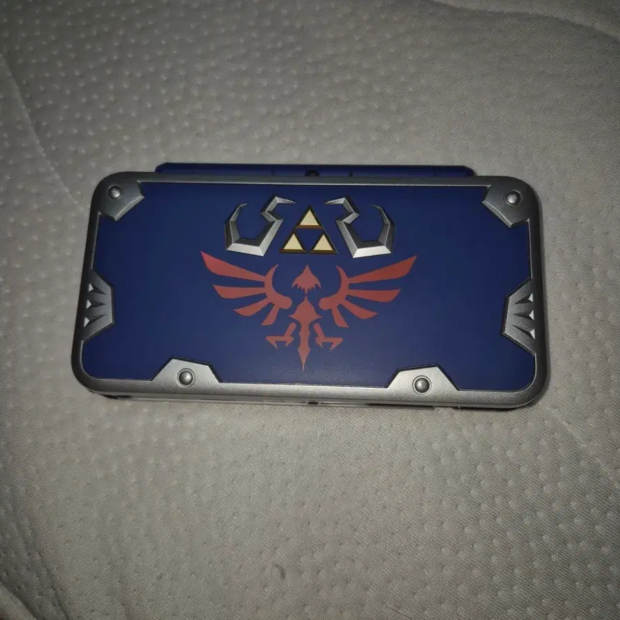 (박스 포함)닌텐도 2DS xl 젤다 하일리아 방패 에디션