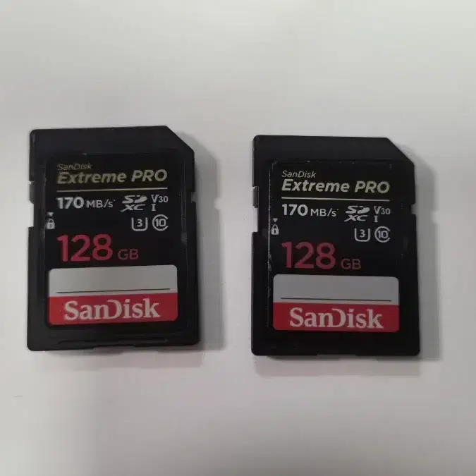 Sandisk Extreme PRO 128G 2개