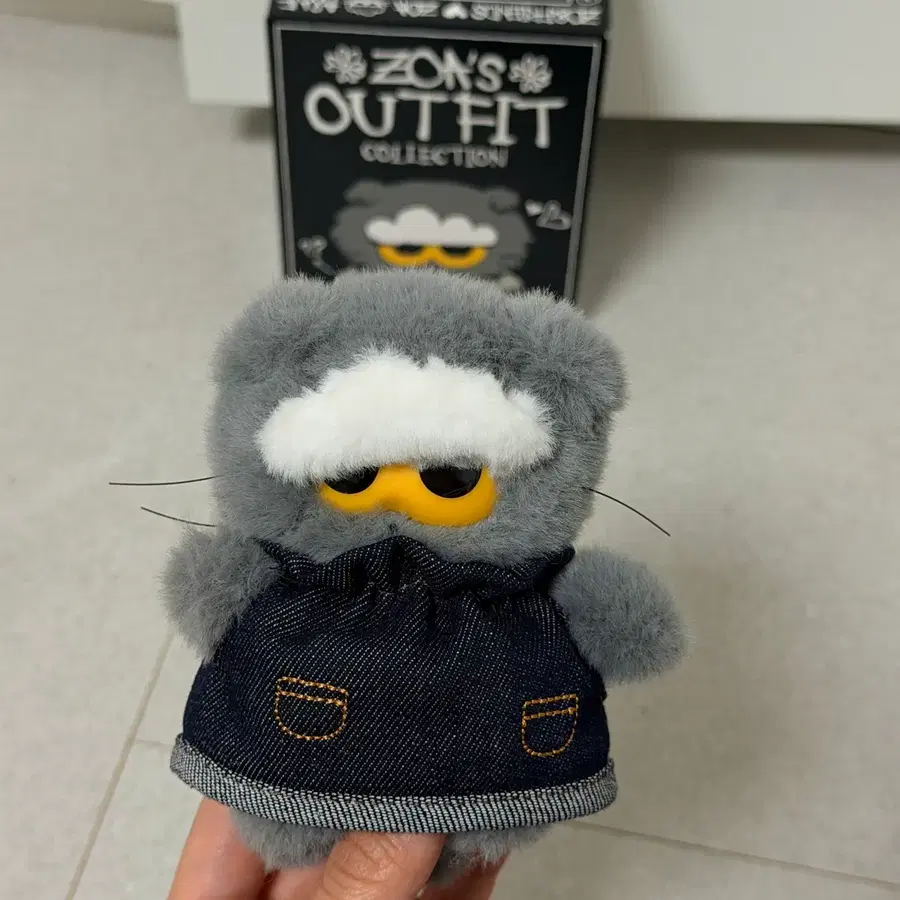 조앤프렌즈 랜덤플러시키링 -데님조아
