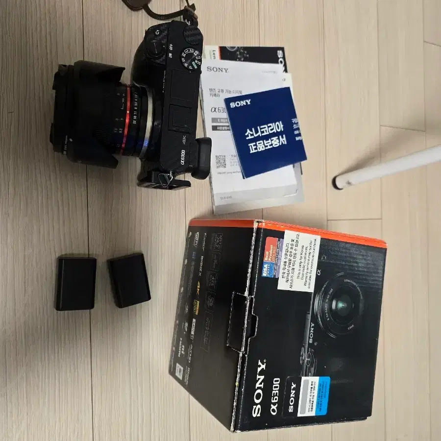 소니 A6300 카메라 풀박스 + 삼양 12mm