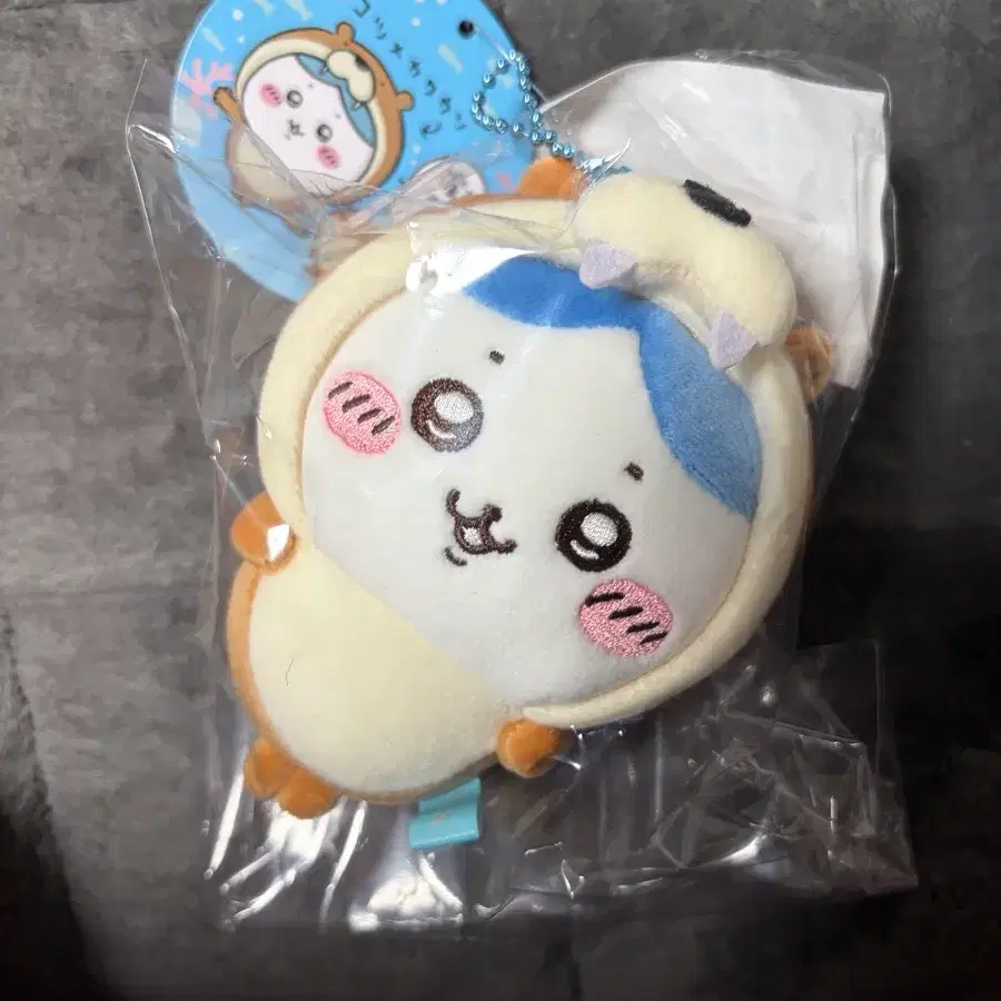 용치마 구매) 치이카와 수달 하치와레 가르마 <-> 거북이 가르마 or 아무 치이카와 키링 교환구해요
