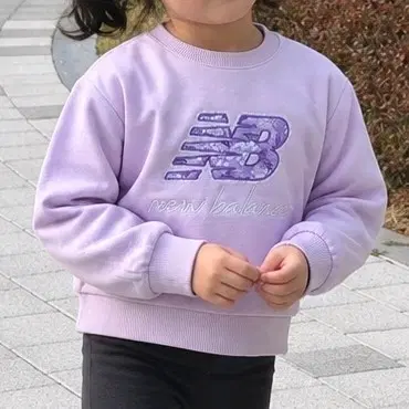 뉴발란스 로고 맨투맨 티셔츠 120호
