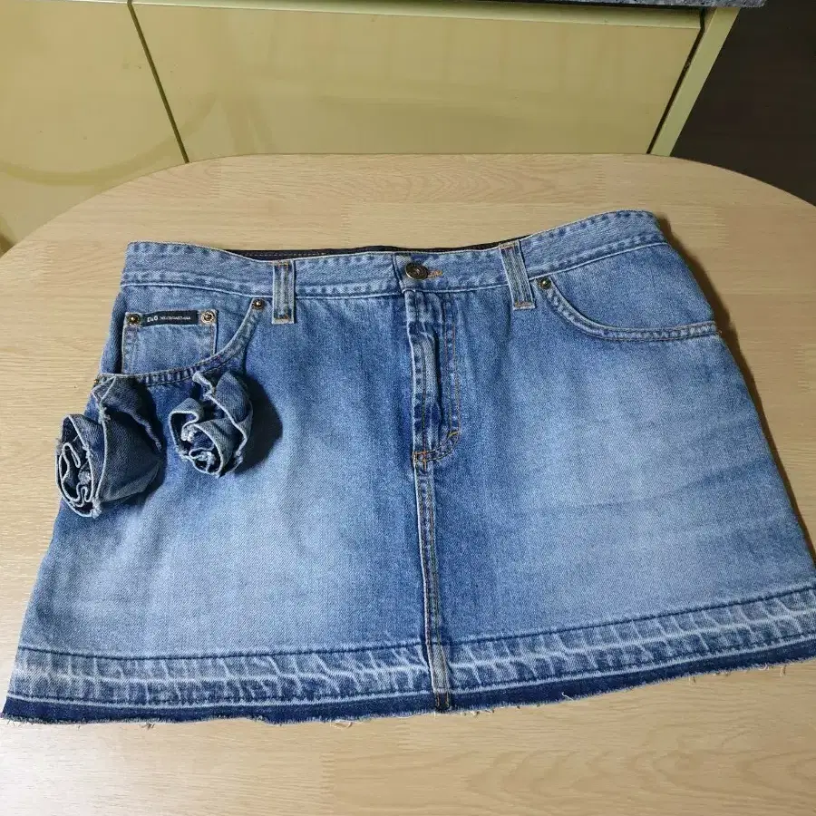 돌체앤가바나 데님 미니스커트
