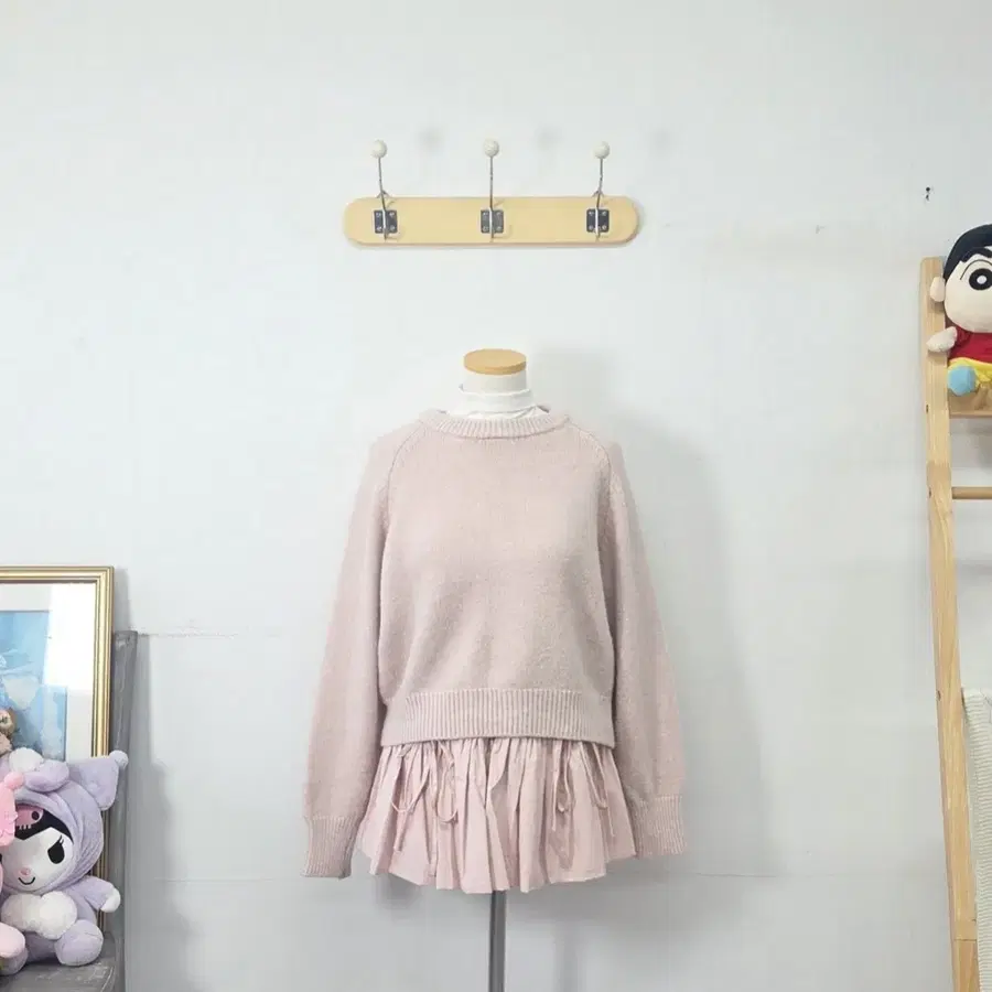 빈티지 만원샵 베이비핑크 라운드 심플 니트