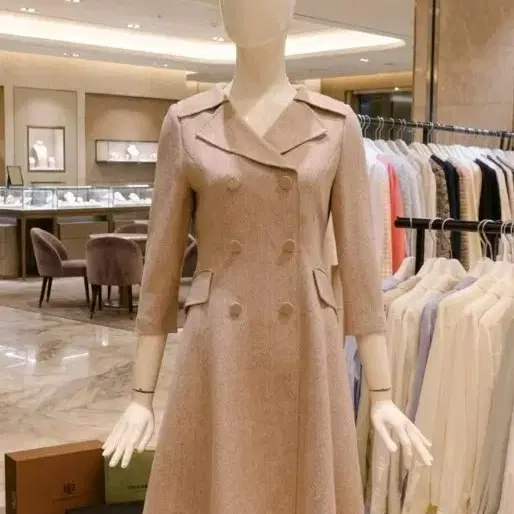 라인 노치드카라 더블버튼 원피스