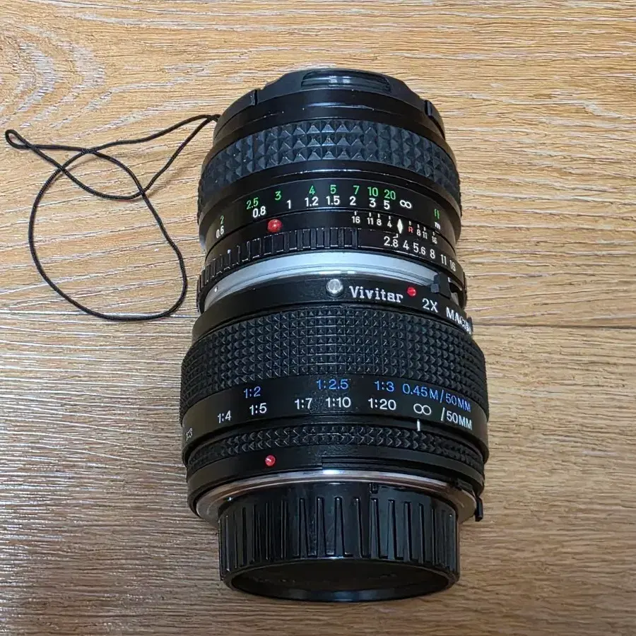 필름카메라용 미놀타 35mm f2.8 렌즈와 비비타 2X 매크로 50mm 컨버터
