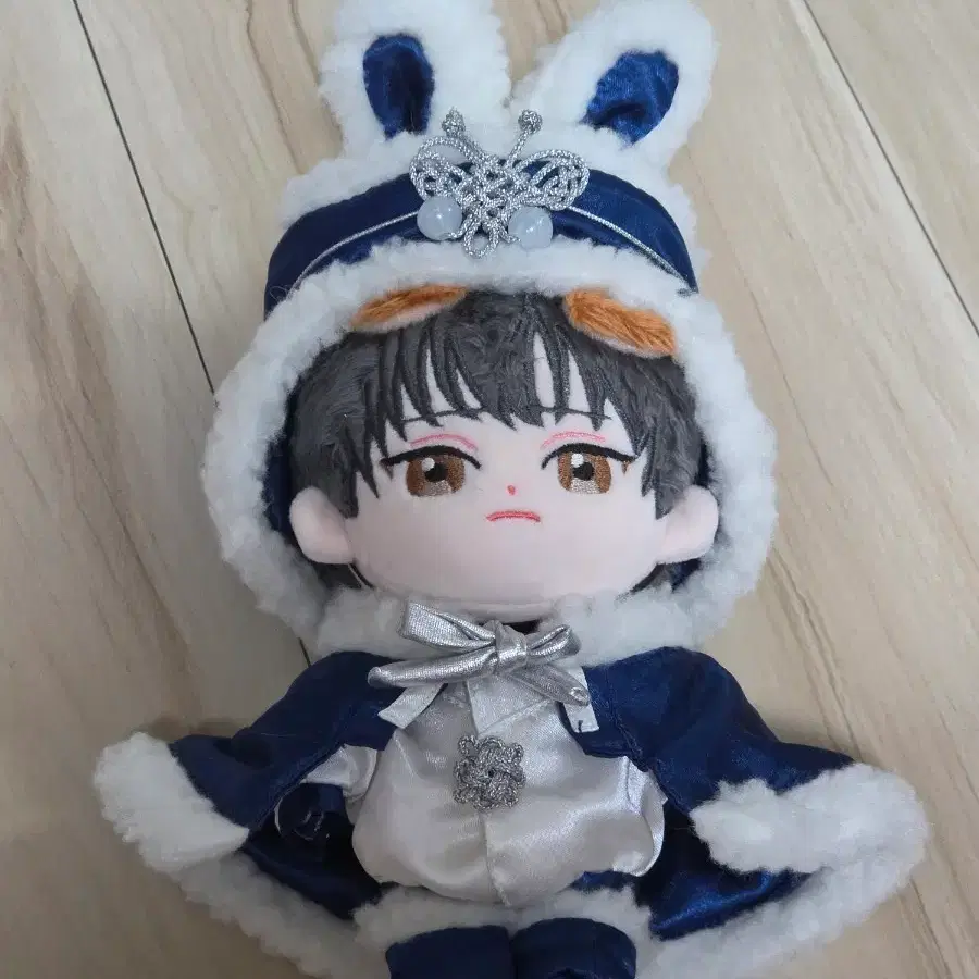 데못죽 배세진 인형