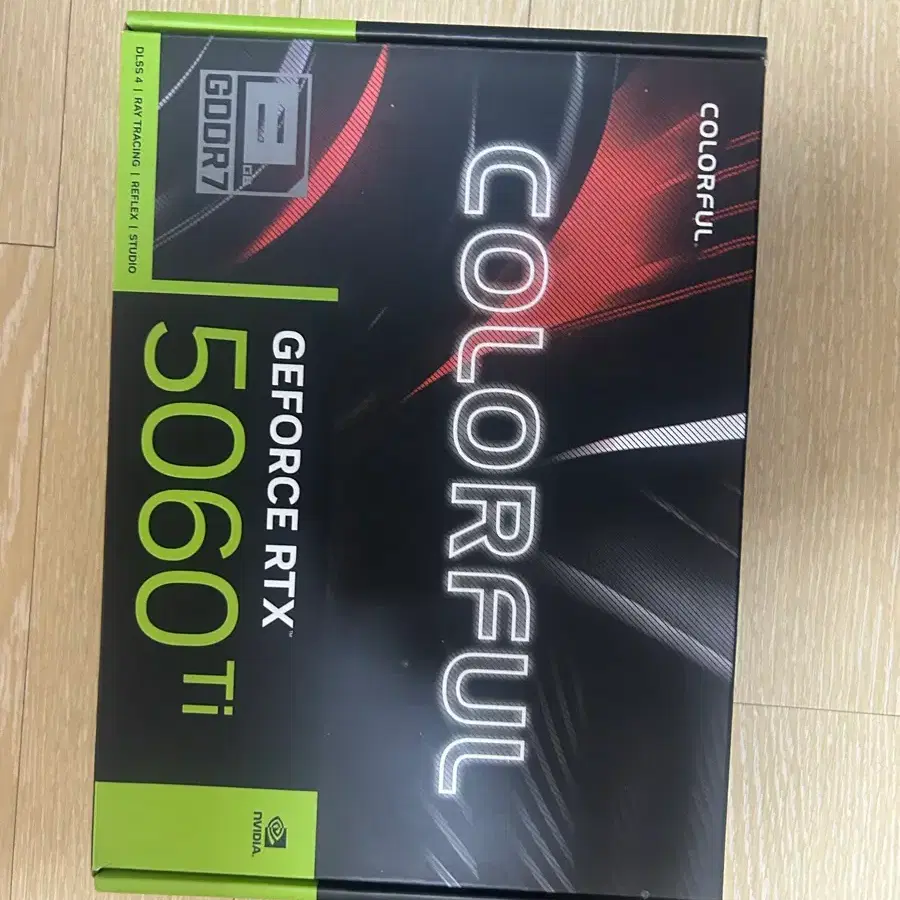 컬러풀 RTX 5060 Ti 8GB 그래픽카드