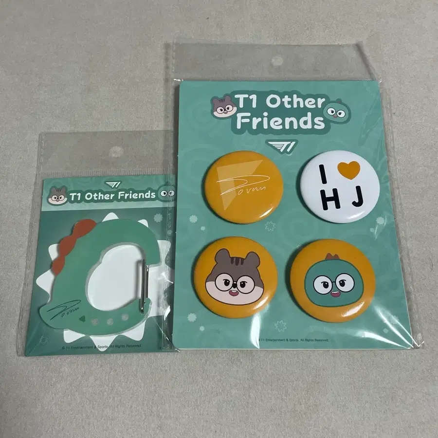 T1 티원 Other Friends 도란 카라비너, 뱃지 세트