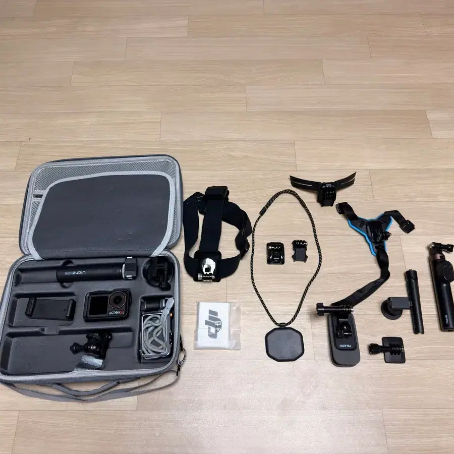 DJI 오즈모 액션5 팝니다.