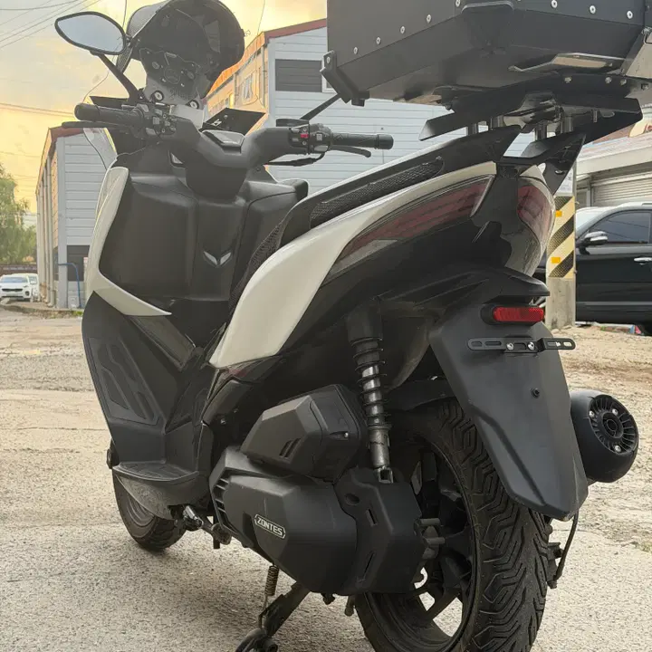 존테스125D (2025) 7