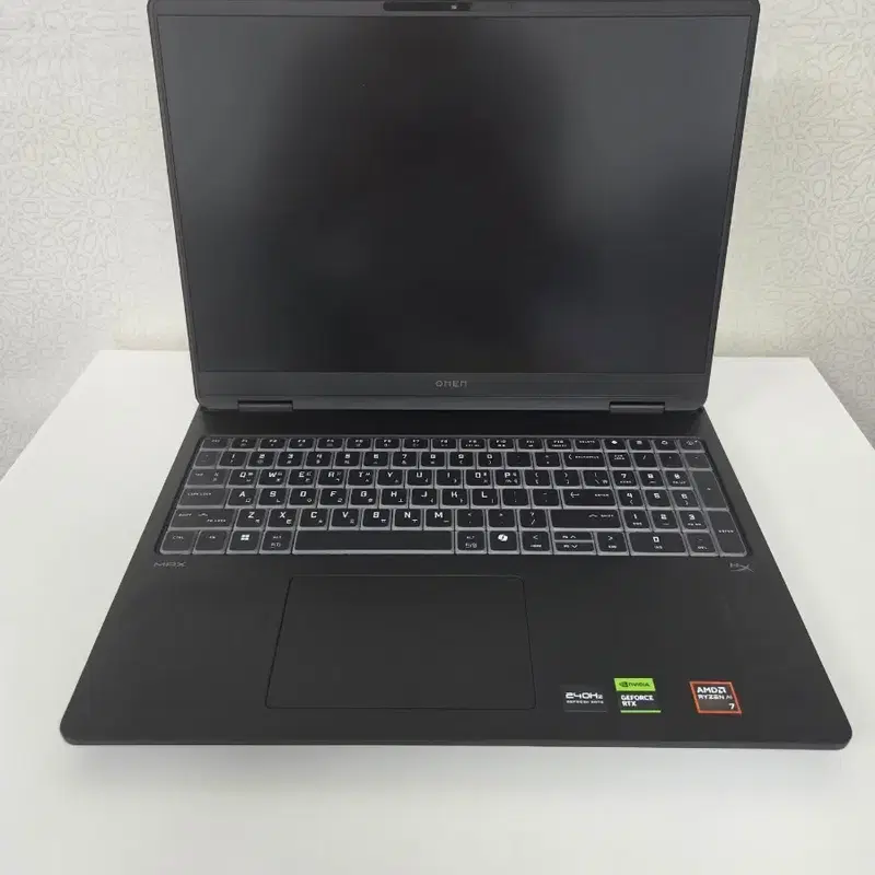 고사양 게이밍 노트북 (5070ti, 32gb, 1TB)