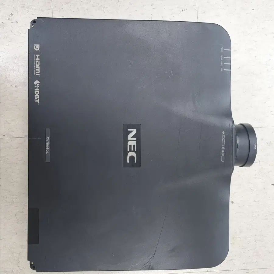 NEC PA1004UL 10000안시 WUXGA 레이저 빔프로젝터