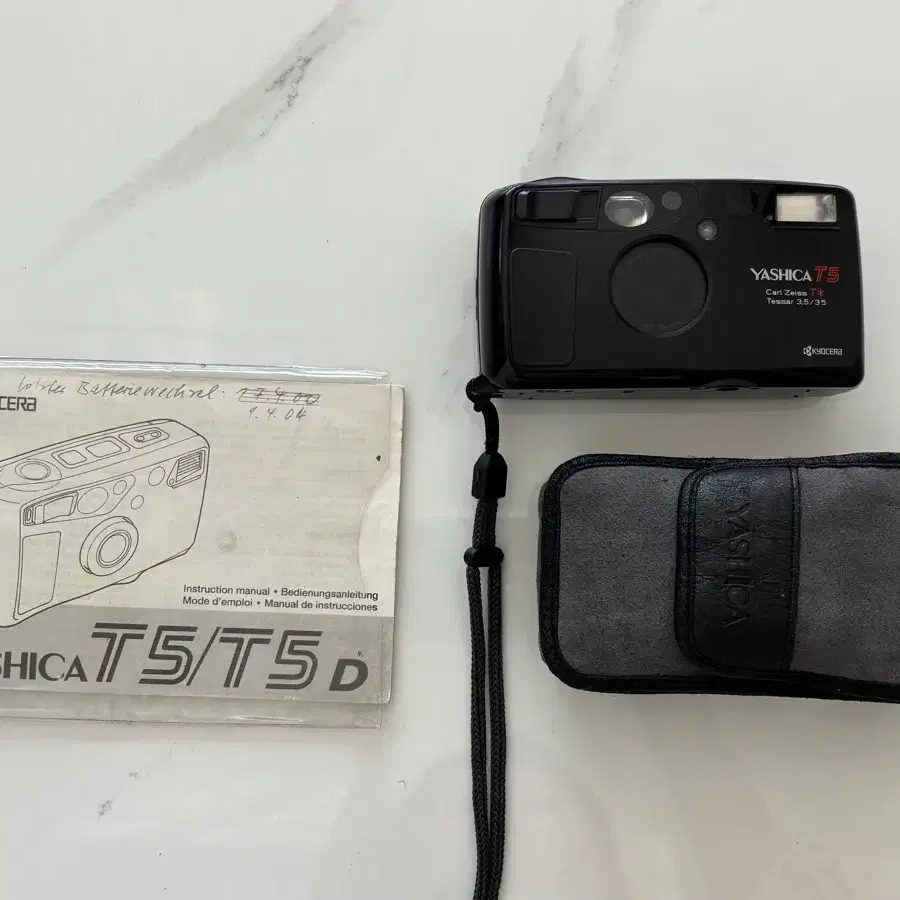 Yashica T5 최상급 판매합니다