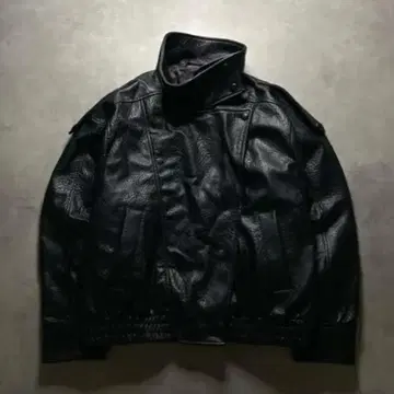 ZARA 페이크 레더 자켓 M