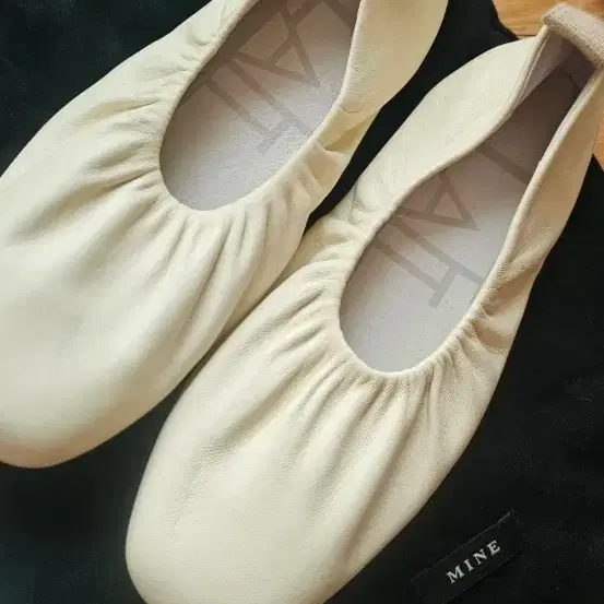 래트바이트 양가죽 슬립온 새상품수준