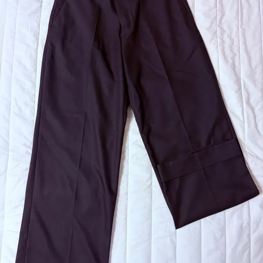 라벨아카이브 cuffed pants black