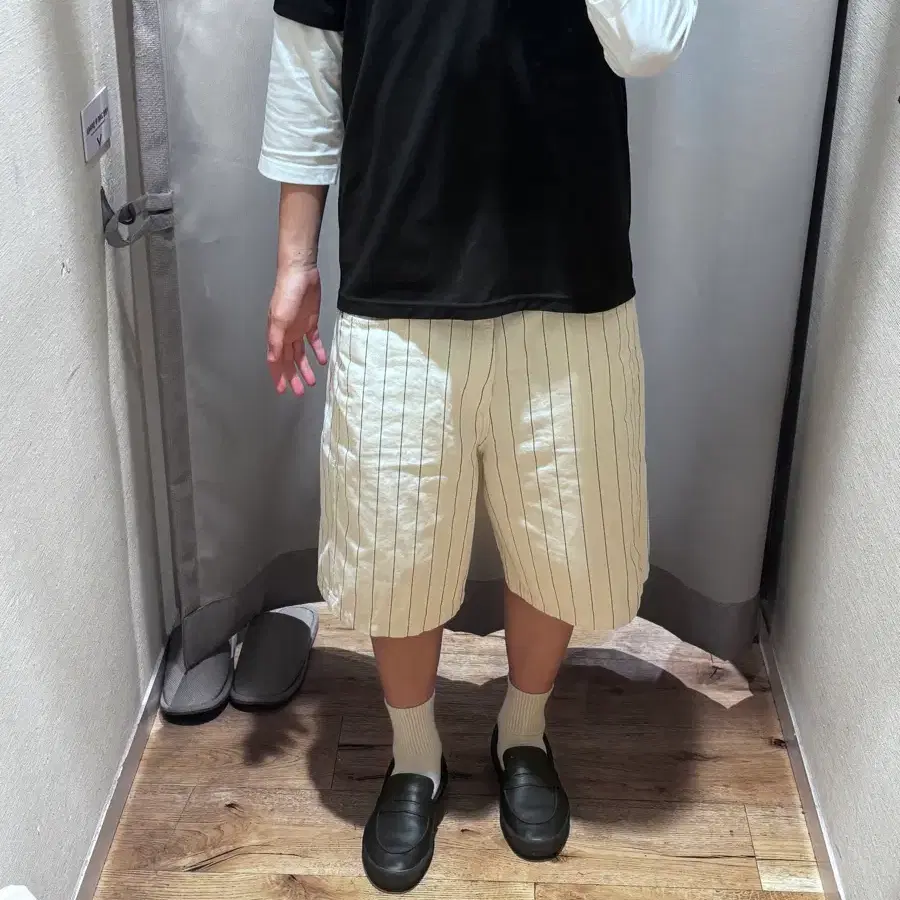 자라 스트라이프 버뮤다 팬츠